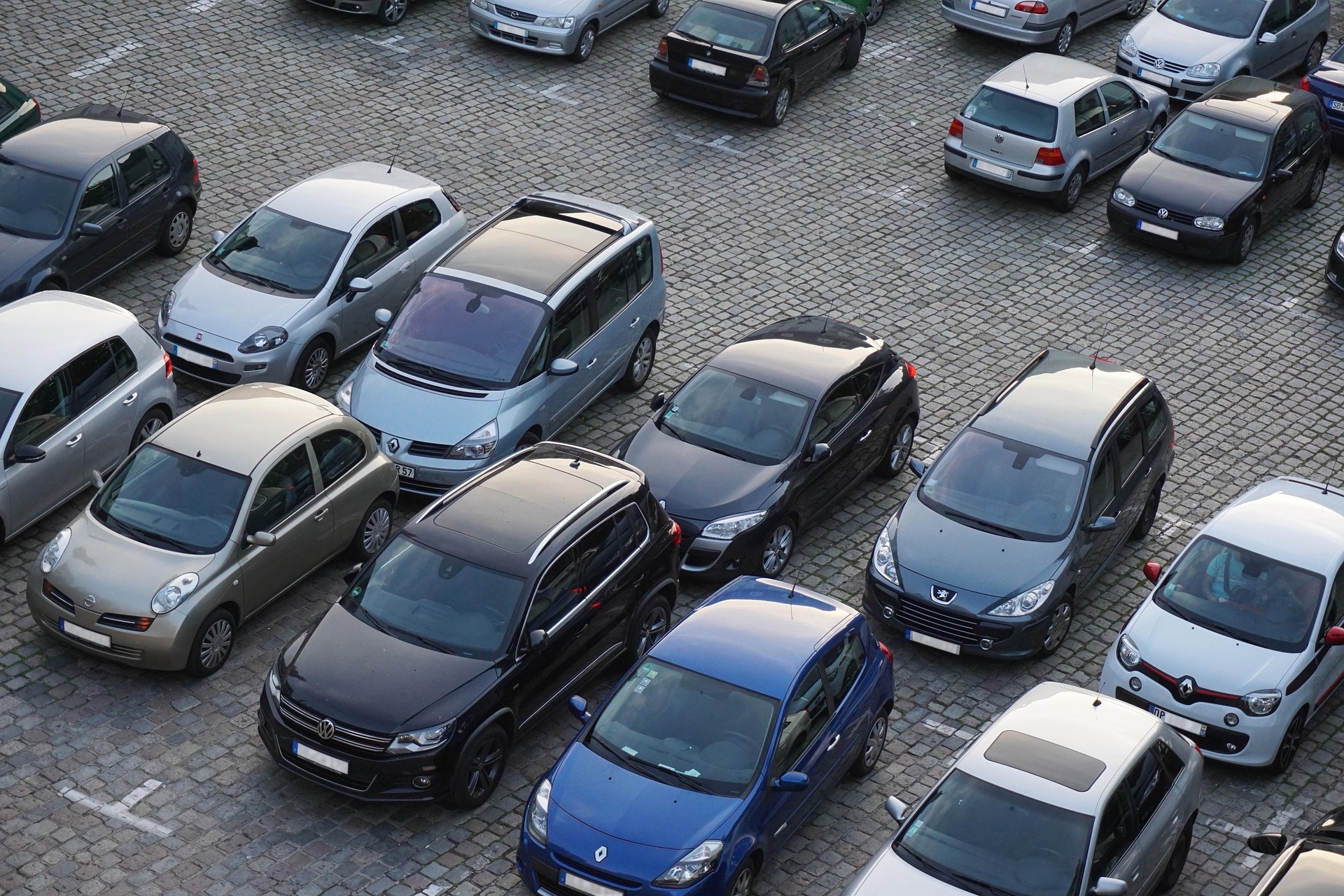 Parkplatz und Parken am Flughafen Wien (VIE)